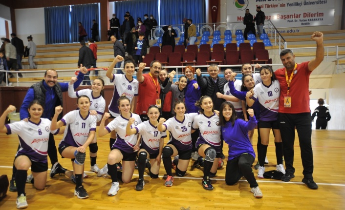 Hentbol takımımız, Antalya  Gazispor’u farklı yendi: 35-26