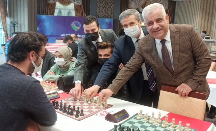 Kırşehir’de Satranç Turnuvası’na yoğun ilgi