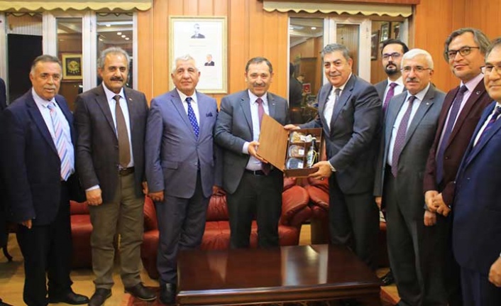 Kırşehirliler Federasyonu’ndan Etimesgut Belediye Başkanı  Enver Demirel’e ziyaret 