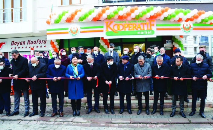Tarım Kredi Kooperatifi’nin Kırşehir marketi hizmete açıldı