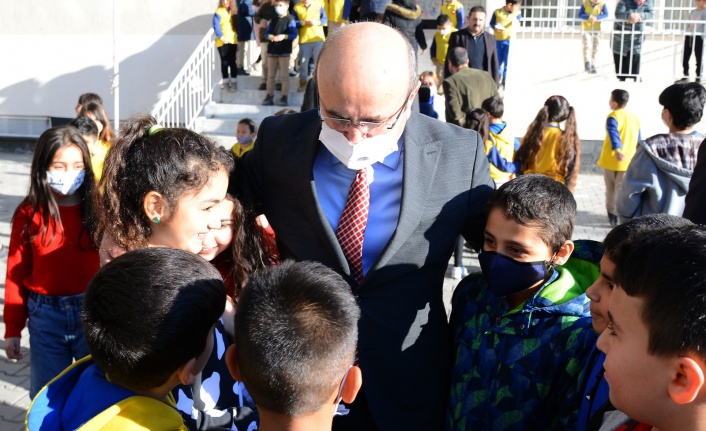 Başkan Ekicioğlu, okul  ziyaretlerini sürdürüyor