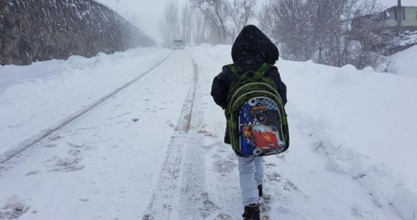Kırşehir'de eğitime kar yağışı nedeniyle ara verildi