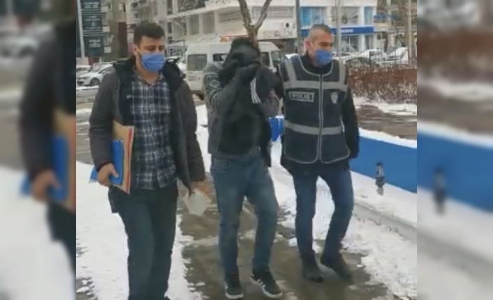 Kırşehir'de iş yerinden cep telefonu çaldığı iddia edilen şüpheli tutuklandı