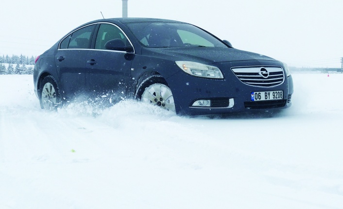 Lastik seçimi kış koşullarında sürüş güvenliğini etkiliyor