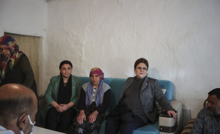 Bakan Yanık, Kızılırmak'ta cesedi bulunan genç kızın ailesini ziyaret etti