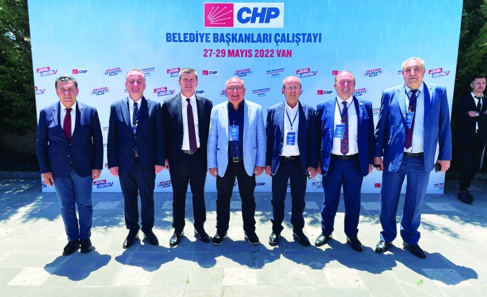 Başkan Ekicioğlu, Van’daki “Belediye Başkanları Çalıştayı”na katıldı