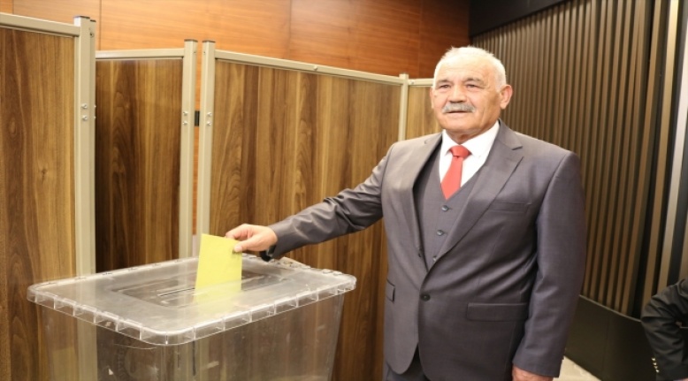 NEVESOB Başkanı Pınarbaşı, göreve yeniden seçildi