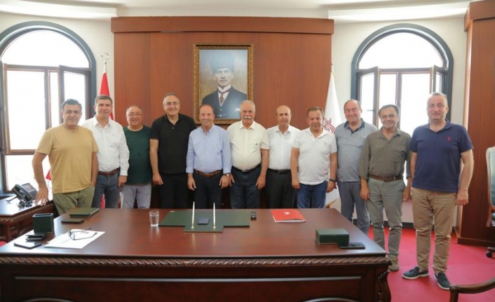 Başkan Ekicioğlu, CHP’li “Belediye  Başkanları Buluşması”na katıldı