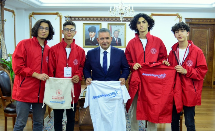 “Anadolu’yuz Biz Projesi“  Gençleri Kırşehir’e geldi