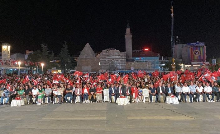 Kırşehir'de Büyük Zafer'in 100. yıl dönümü konserle kutlandı