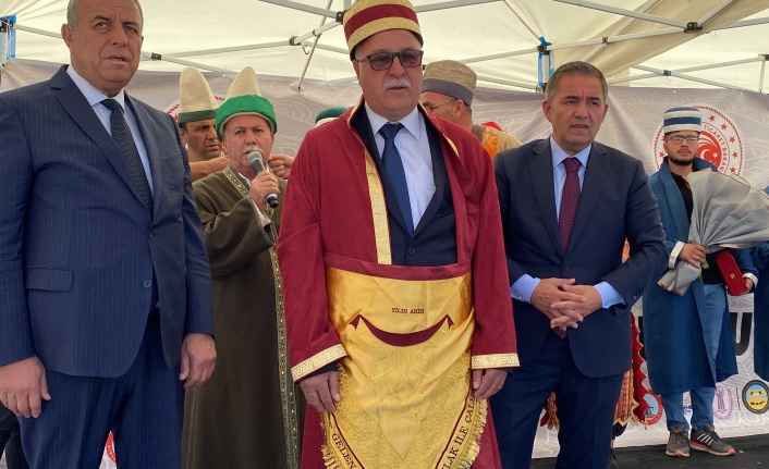 Kırşehir'de ilin Ahisi, kalfası ve çırağına "Ahi duası" ile ödülleri verildi